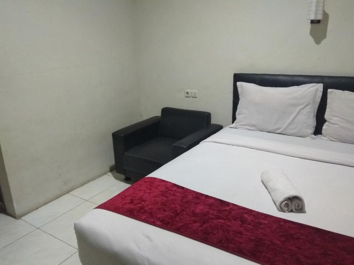 Hotel Oyo 2991 Satya Makassar